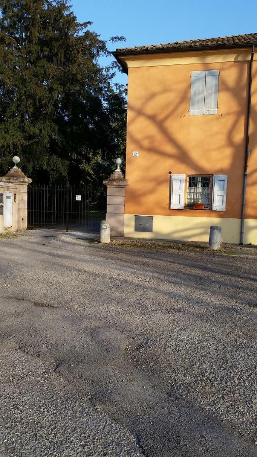Al Cancello Bed and Breakfast Modena Buitenkant foto