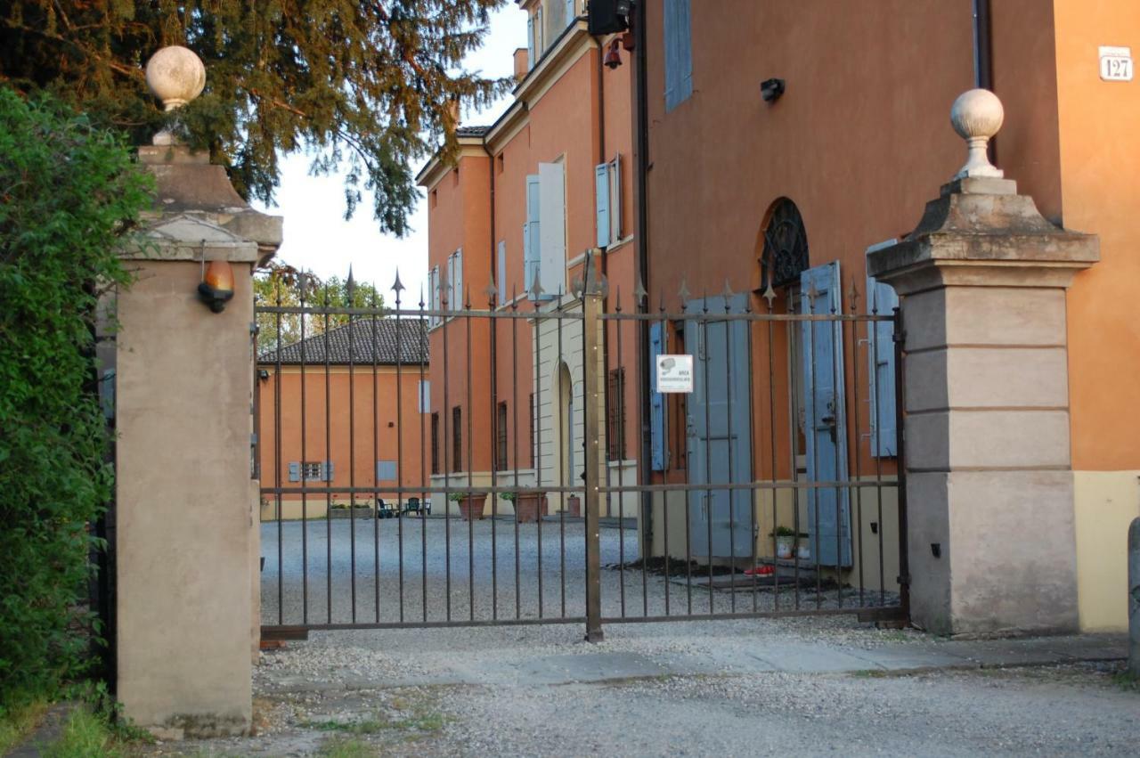Al Cancello Bed and Breakfast Modena Buitenkant foto